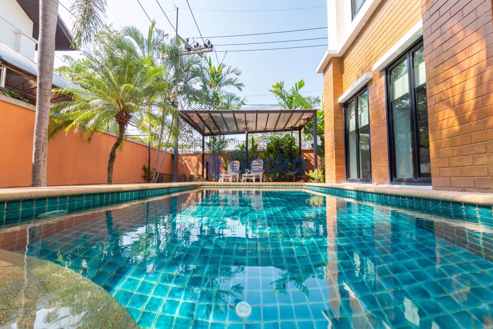 3 ห้องนอน บ้าน in Baan Mantara  พัทยาตะวันออก H009812 (Photo 1)