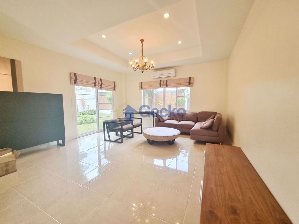 3 Bedrooms House in Central Park Hillside Village  East Pattaya H010665 (Photo 4)