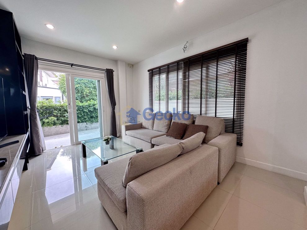 3 Bedrooms House in The Pattalet  East Pattaya H010666 (Photo 4)