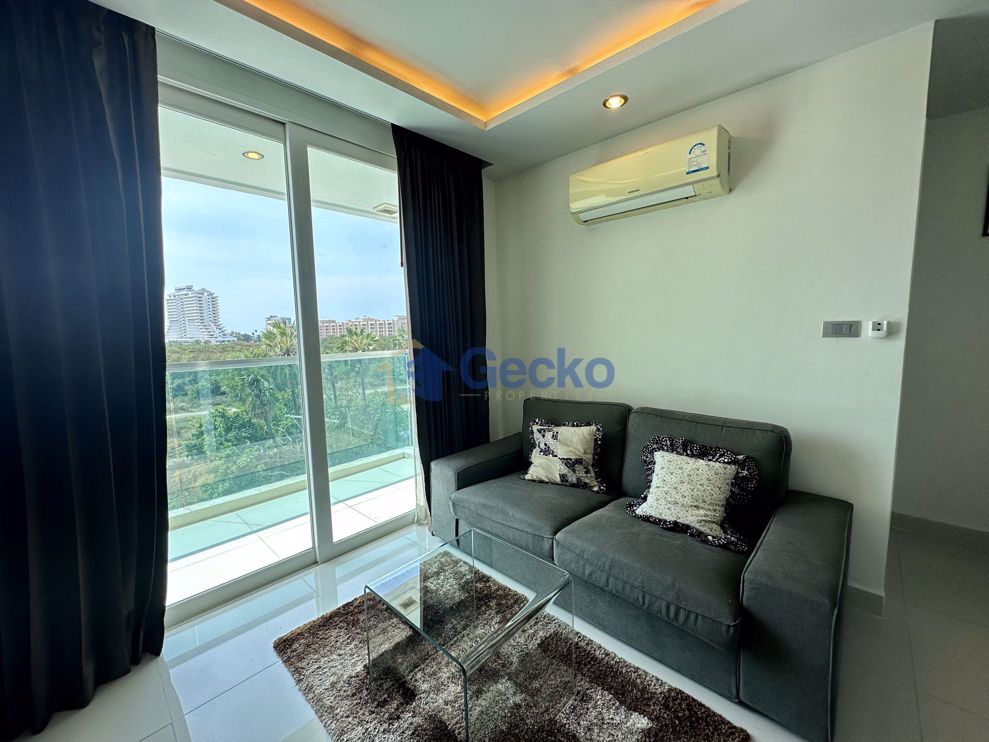 1 Bedroom Condo in Amazon Residence Jomtien C008470 (Photo 2)