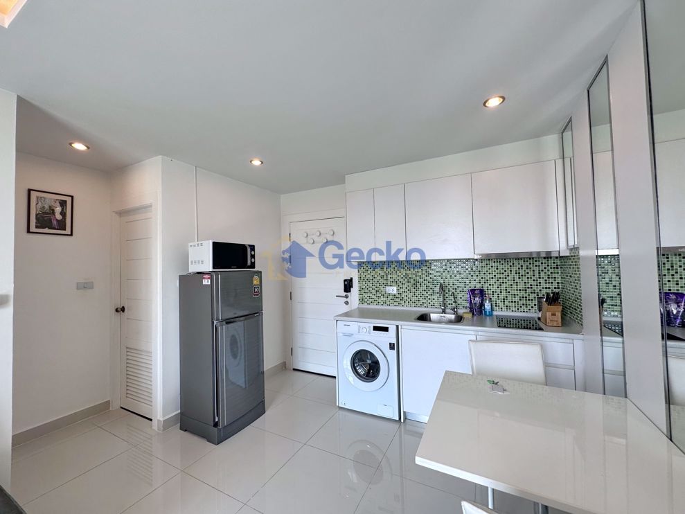 1 Bedroom Condo in Amazon Residence Jomtien C008470 (Photo 3)