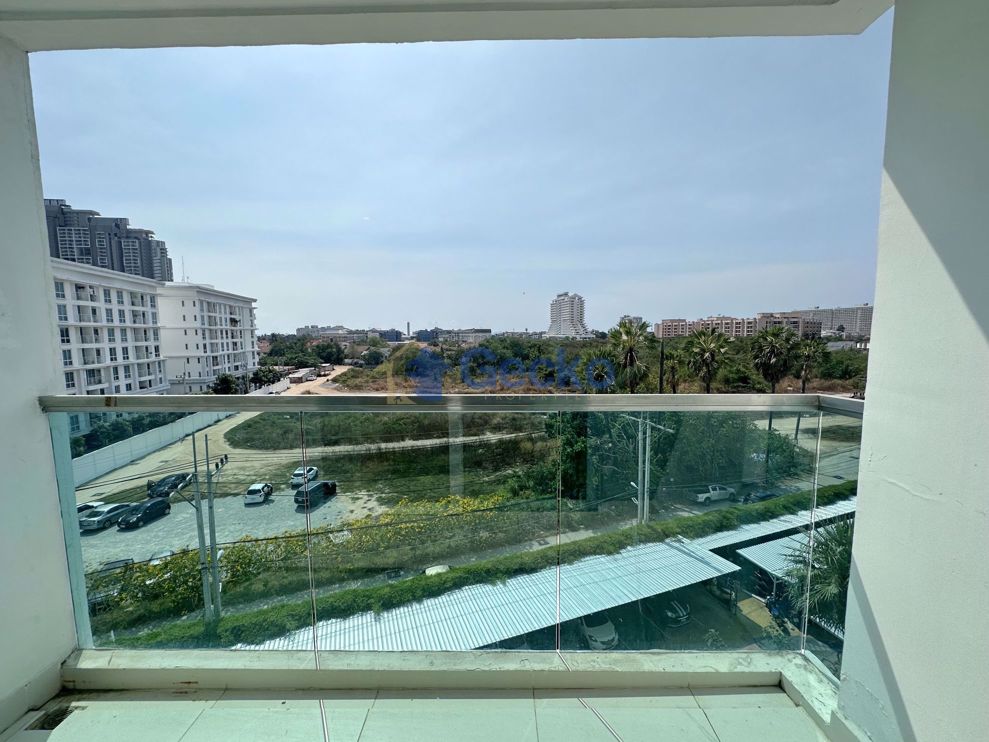 1 Bedroom Condo in Amazon Residence Jomtien C008470 (Cover Photo)
