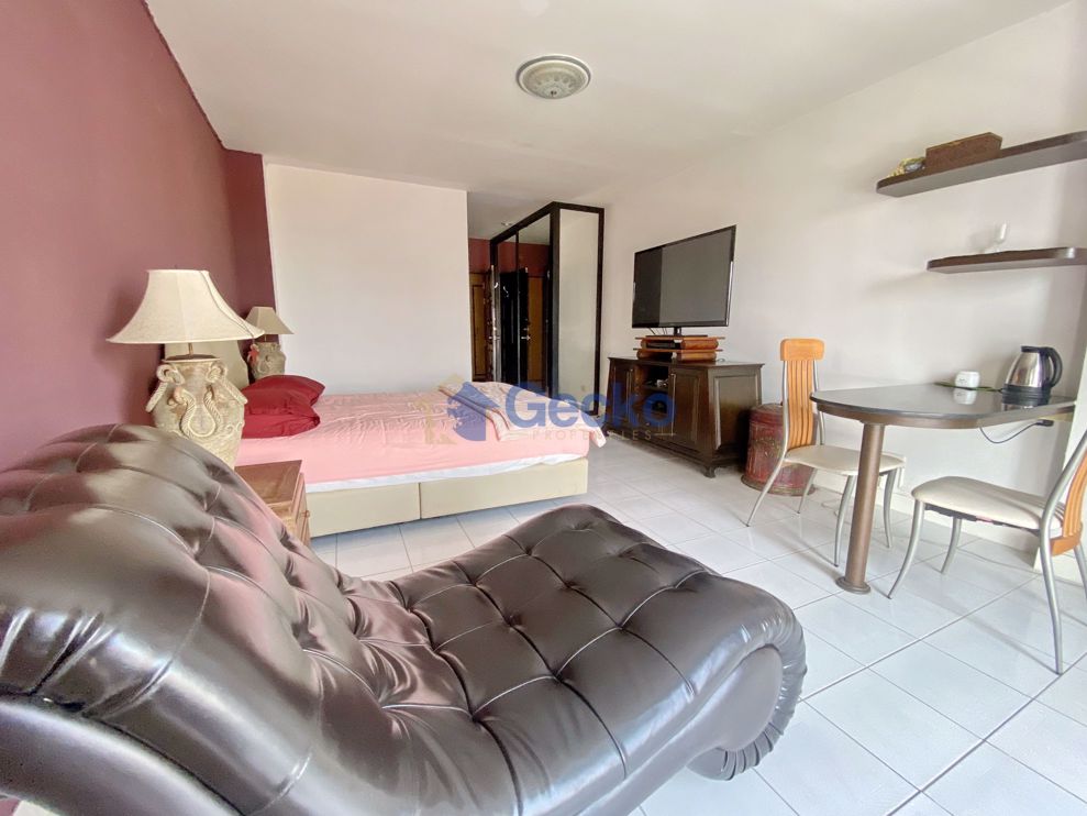 สตูดิโอ คอนโดมิเนี่ยม in View Talay 1 จอมเทียน C010569 (Photo 2)