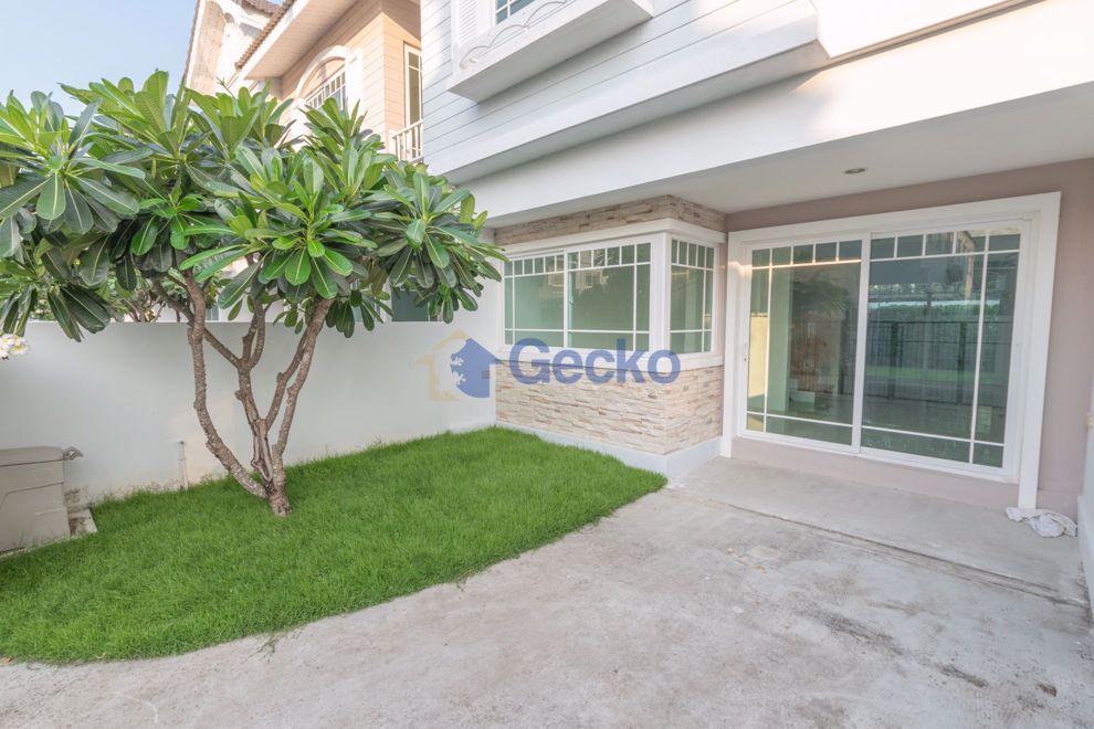 3 Bedrooms House in Bristol Park Pattaya  Huay Yai H010703 (Photo 1)