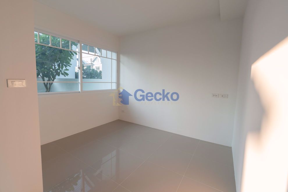 3 Bedrooms House in Bristol Park Pattaya  Huay Yai H010703 (Photo 4)