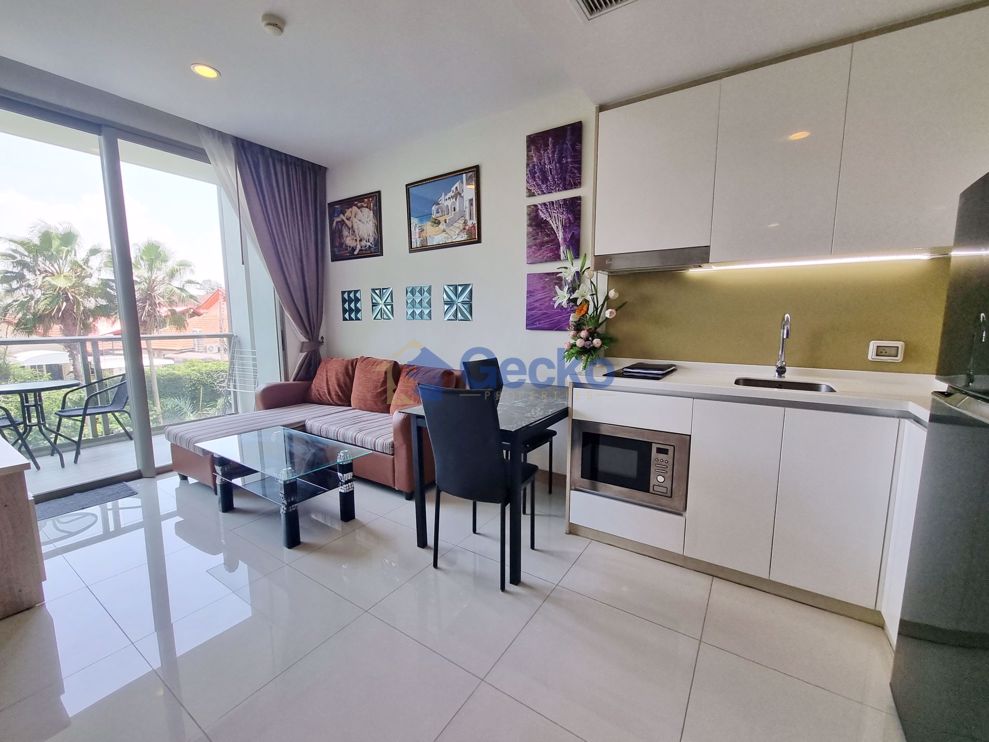 1 ห้องนอน คอนโดมิเนี่ยม in The Riviera Wongamat วงศ์อมาตย์ C010709 (Photo 1)
