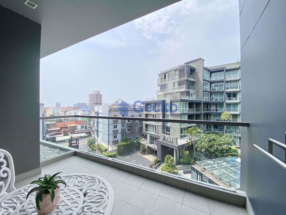 1 ห้องนอน คอนโดมิเนี่ยม in Apus Condominium พัทยากลาง C010723 (Cover Photo)