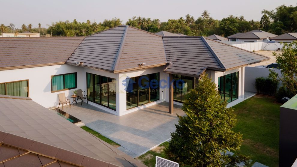 3 Bedrooms House in Baan Pattaya 6  Huay Yai H010747 (Photo 4)
