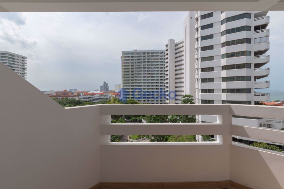 Studio Condo in Jomtien Condotel Jomtien C010758 (Photo 2)