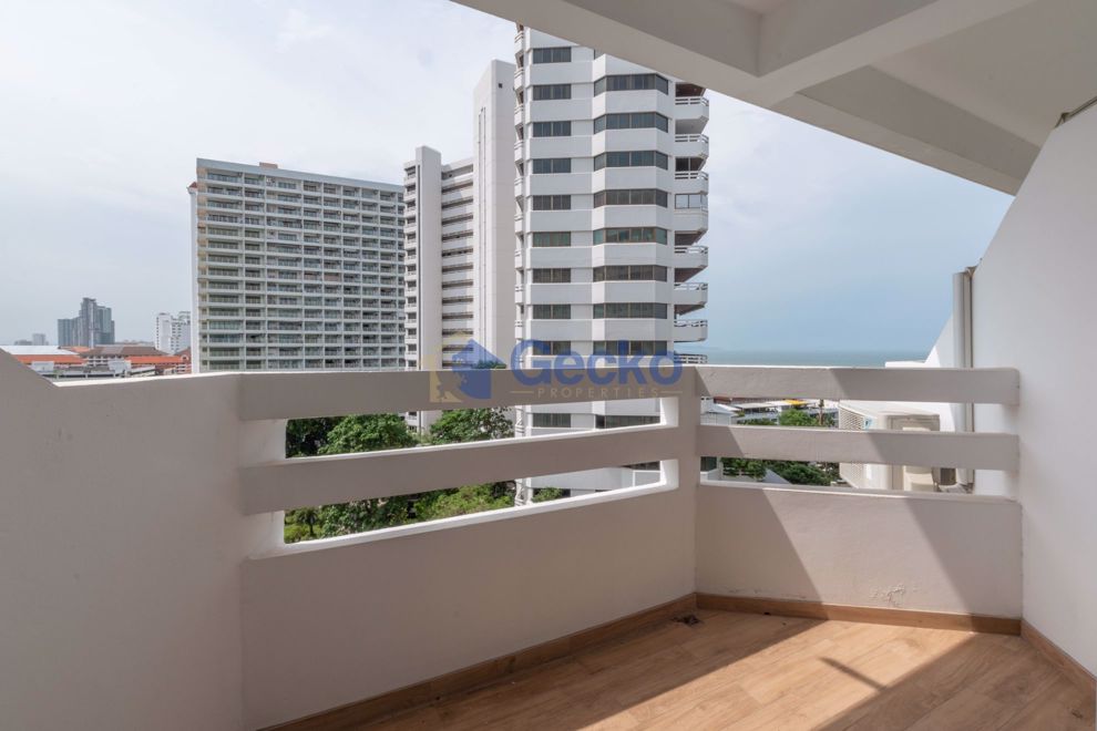 Studio Condo in Jomtien Condotel Jomtien C010758 (Photo 3)