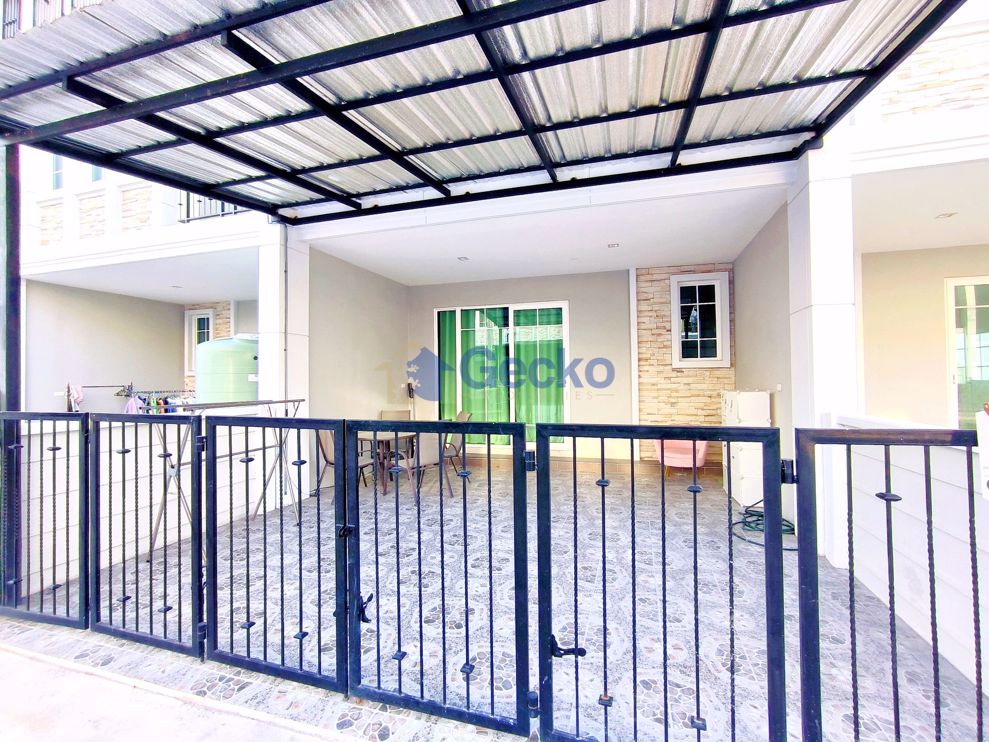 3 ห้องนอน บ้าน in Golden Town  พัทยาตะวันออก H010764 (Photo 2)
