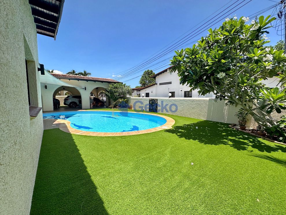 3 Bedrooms House in Natheekarn Park View  East Pattaya H010791 (Photo 1)