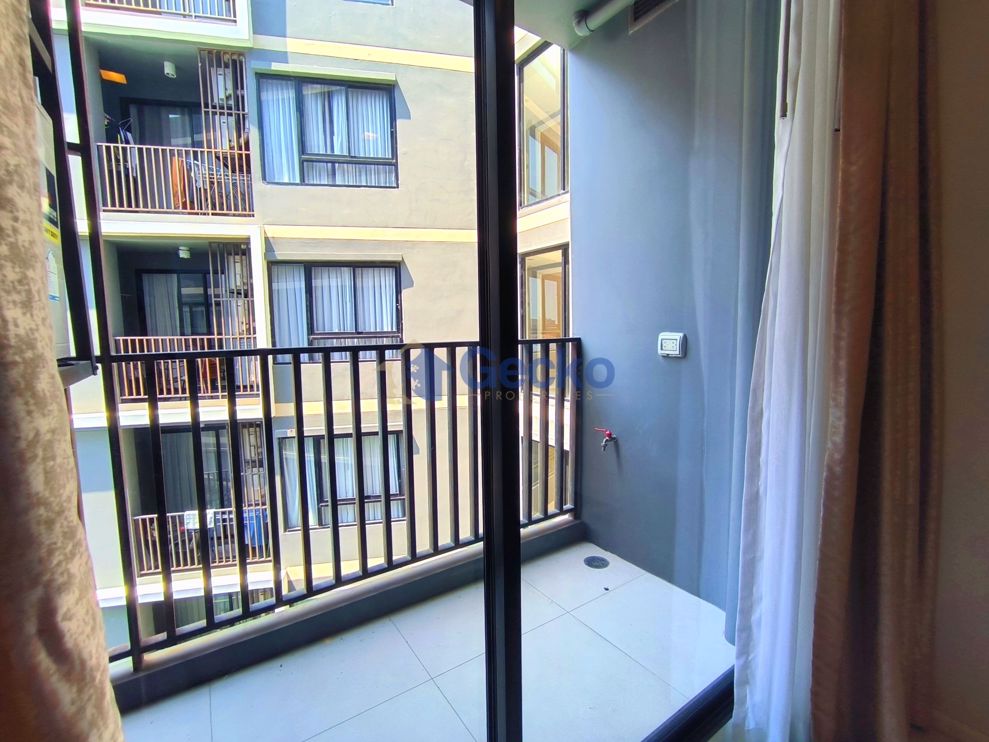 1 ห้องนอน คอนโดมิเนี่ยม in ดิ เออเบิร์น แอทติจูด พัทยากลาง C010801 (Photo 1)