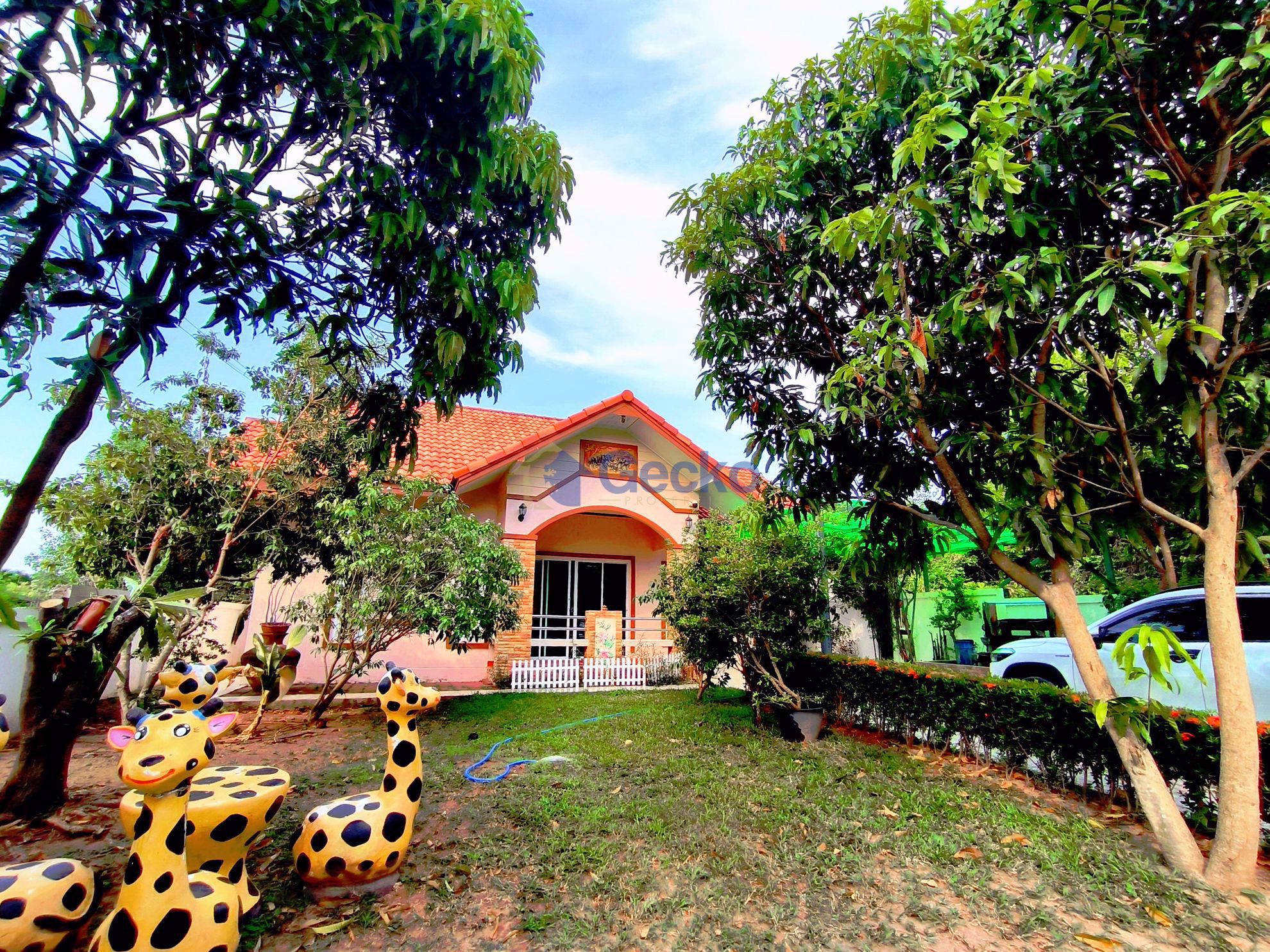 3 Bedrooms House  Bang Saray H009745