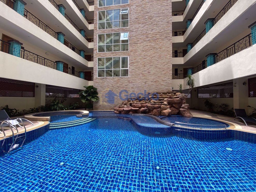 1 Bedroom Condo in Nova Atrium Central Pattaya C010809 (Cover Photo)