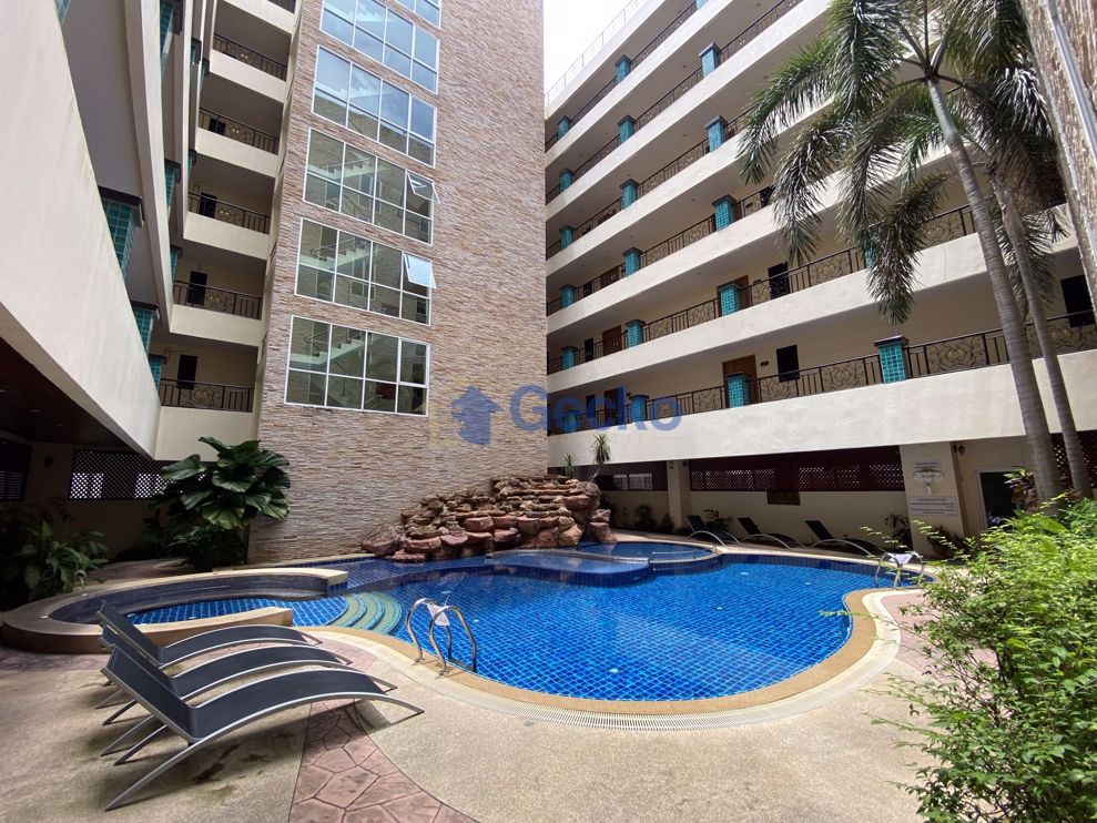 1 Bedroom Condo in Nova Atrium Central Pattaya C010809 (Photo 1)
