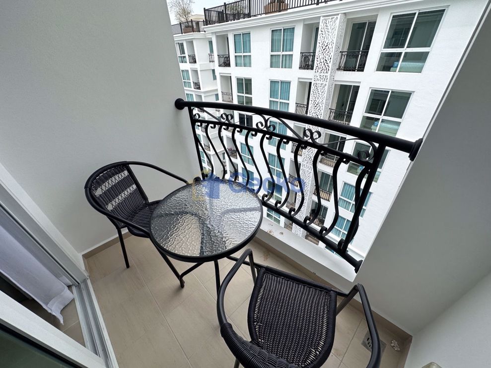 1 Bedroom Condo in City Garden Olympus South Pattaya C010816 (Photo 1)