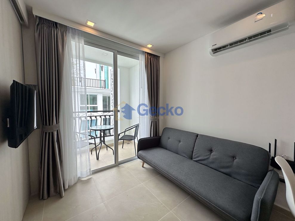 1 Bedroom Condo in City Garden Olympus South Pattaya C010816 (Photo 3)