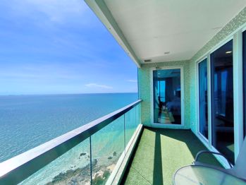 2 Bedrooms Condo in The Palm Wongamat Wongamat C010822