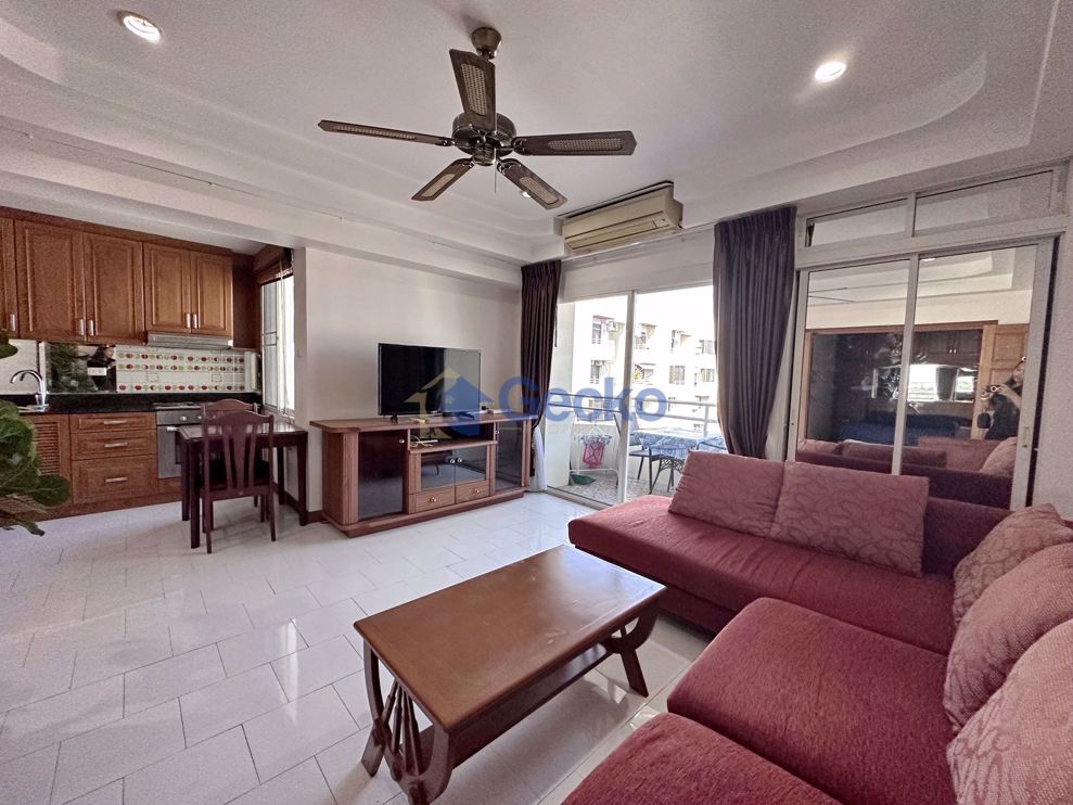 1 ห้องนอน คอนโดมิเนี่ยม in Center Condotel พัทยาใต้ C010824 (Photo 3)