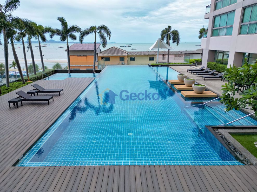 2 Bedrooms bed in Condo in Northshore in North Pattaya C009023 (Photo 2)