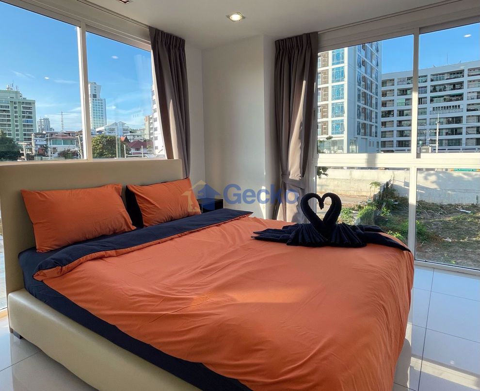 1 Bedroom Condo in Art on the Hill Pratumnak C009206 (Photo 4)
