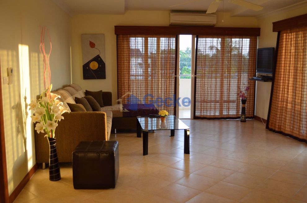 1 ห้องนอน คอนโดมิเนี่ยม in รอยัล เรสซิเดนซ์ 1 นาจอมเทียน C010864 (Photo 4)