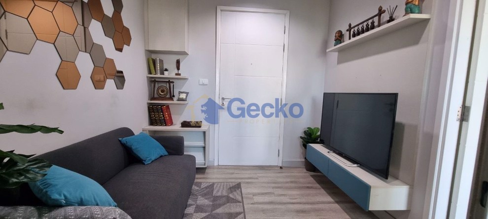 1 Bedroom Condo in Centric Sea Central Pattaya C009398 (Photo 1)