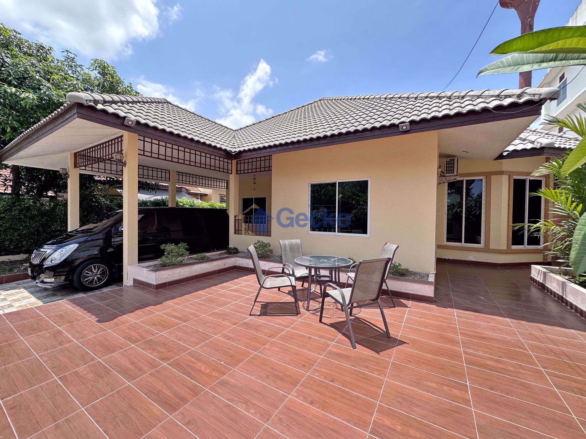 3 ห้องนอน บ้าน in Pattaya Hill Village 1  พัทยาตะวันออก H008382