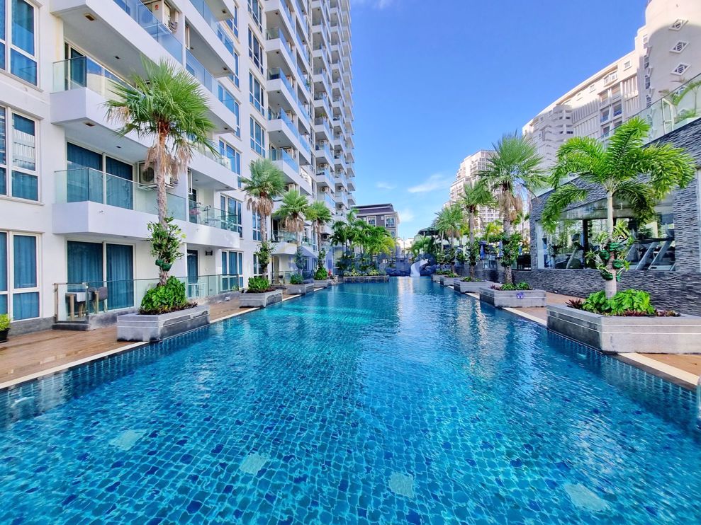 1 Bedroom Condo in The Cliff Pratumnak C010839 (Cover Photo)