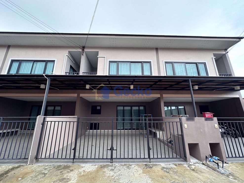 3 Bedrooms House in The Lake  Huay Yai H010898 (Cover Photo)