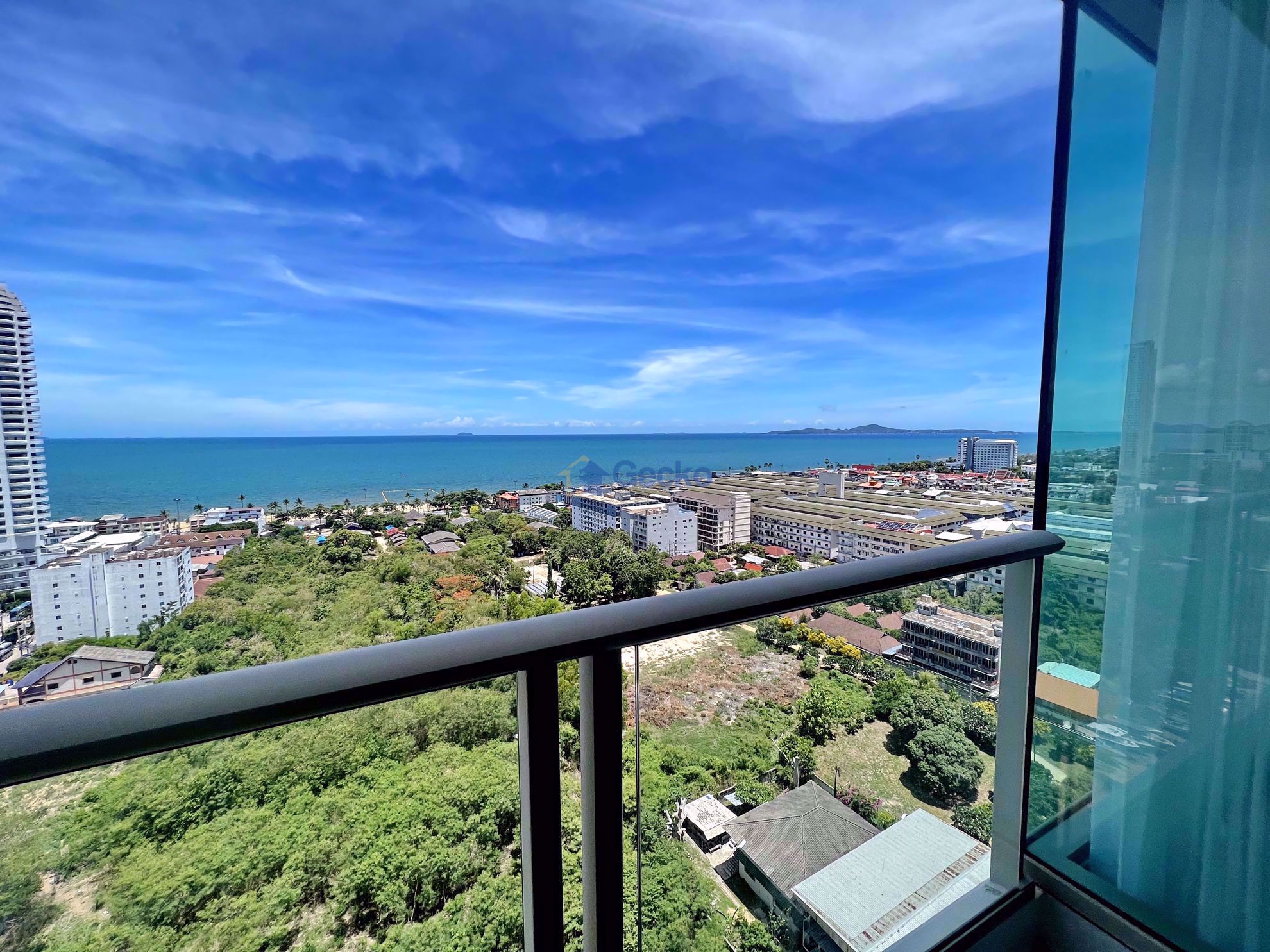 1 Bedroom Condo in The Riviera Jomtien Jomtien C010900