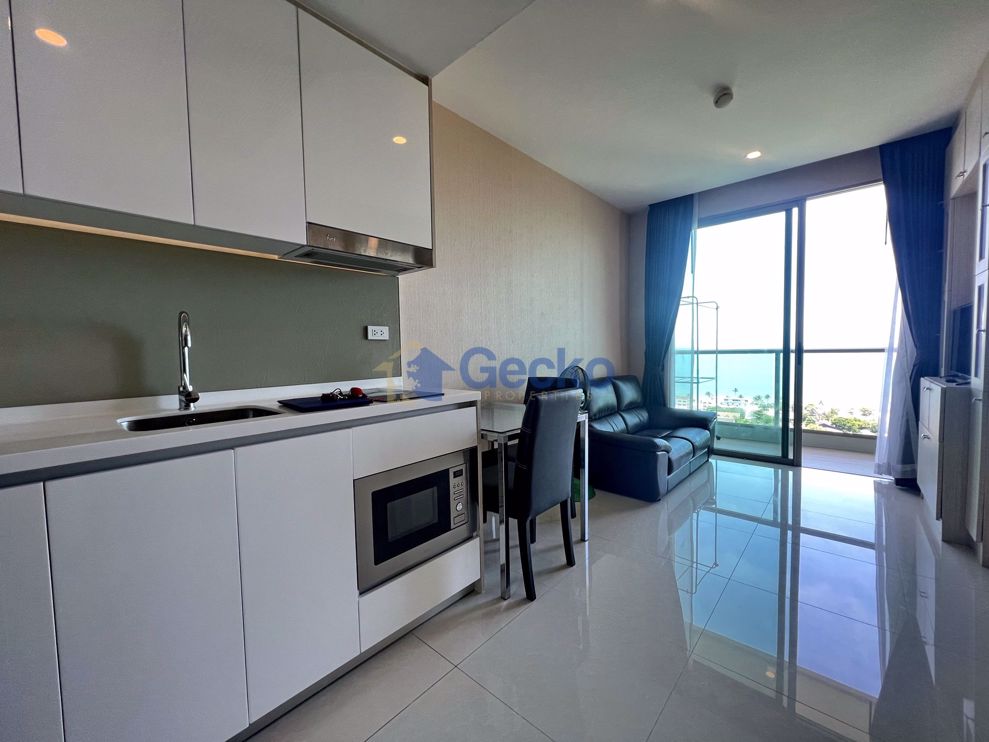 1 Bedroom Condo in The Riviera Jomtien Jomtien C010900 (Photo 2)