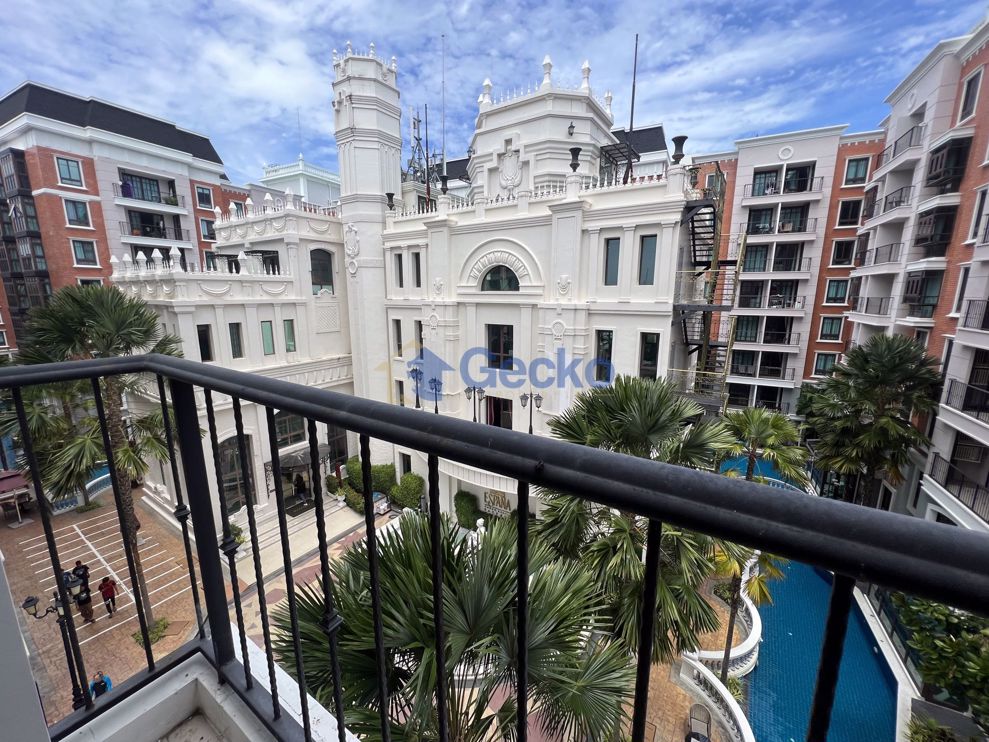 1 Bedroom Condo in Espana Jomtien C010911 (Photo 2)