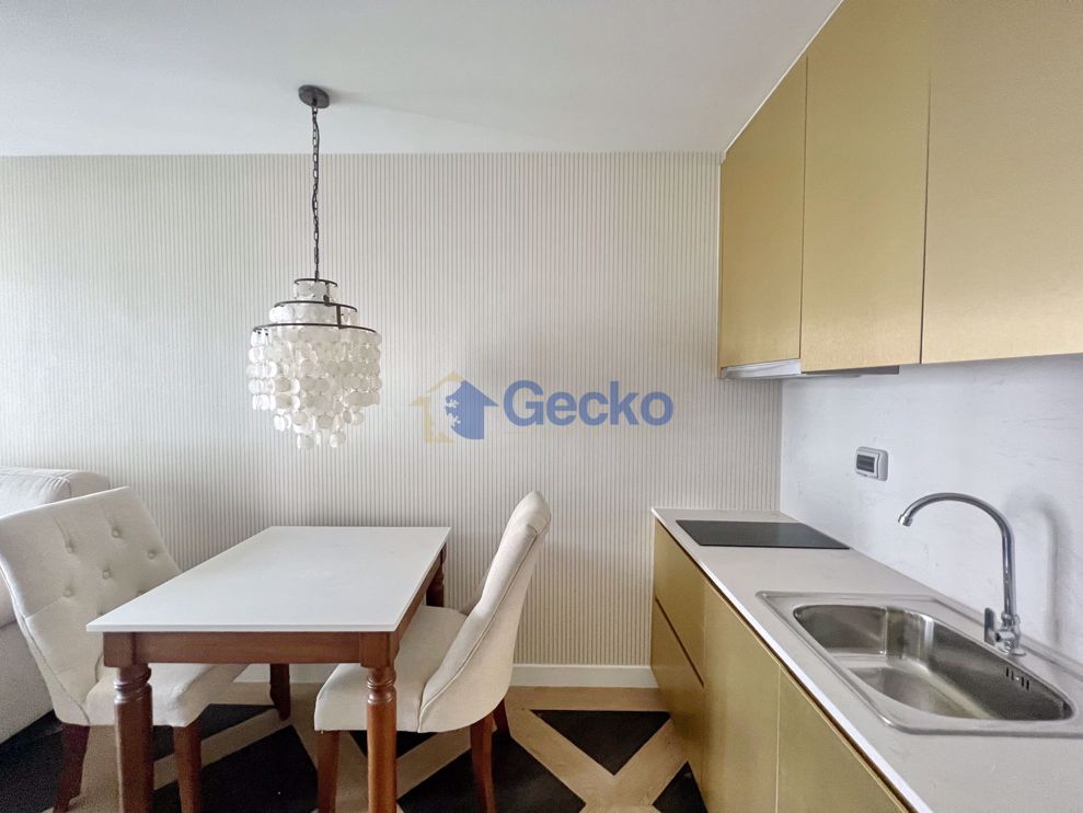 1 Bedroom Condo in Espana Jomtien C010915 (Photo 1)