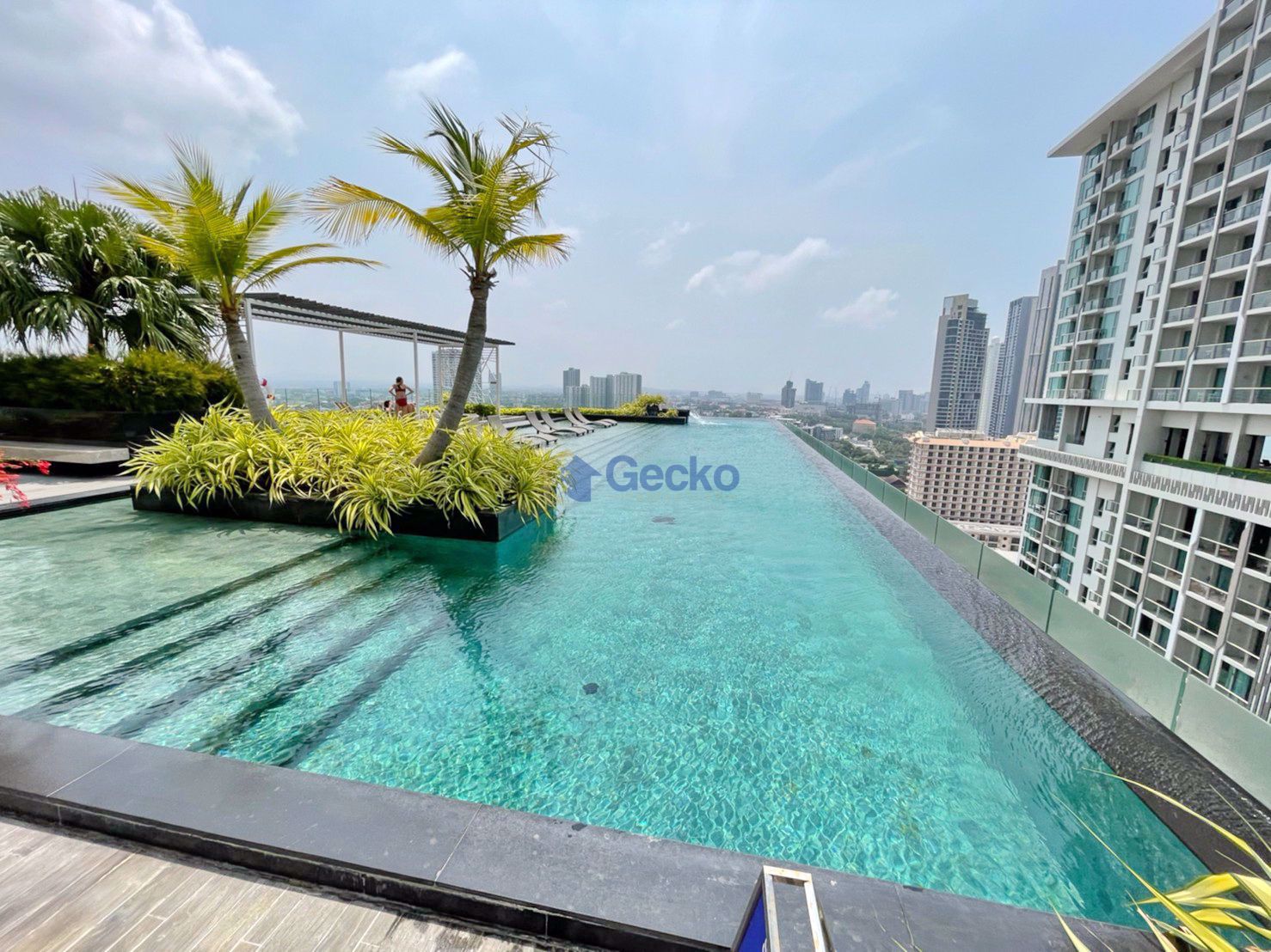 1 ห้องนอน คอนโดมิเนี่ยม in The Riviera Wongamat วงศ์อมาตย์ C010933