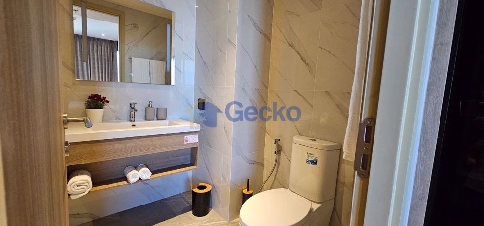 1 Bedroom Condo in Once Pattaya North Pattaya C010954 (Photo 3)