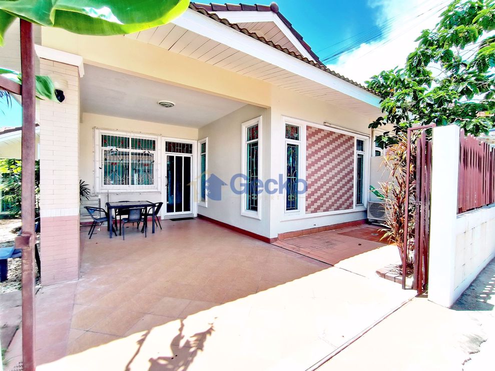2 ห้องนอน บ้าน in Chokchai Village 8  พัทยาตะวันออก H008498 (Photo 1)