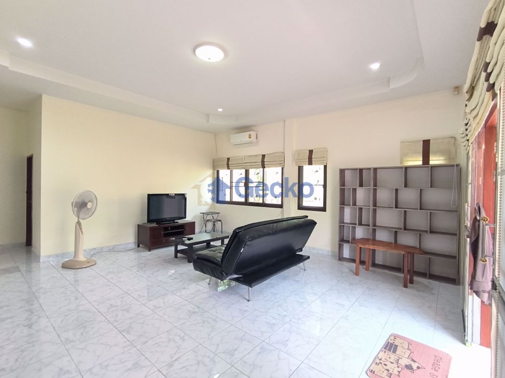 2 ห้องนอน บ้าน in Rose Land & House  พัทยาตะวันออก H010281 (Photo 4)