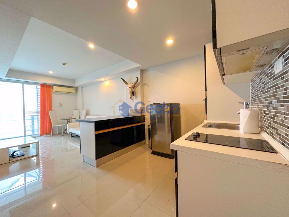 1 Bedroom Condo in The Mountain Eakmongkol East Pattaya C009726 (Photo 3)
