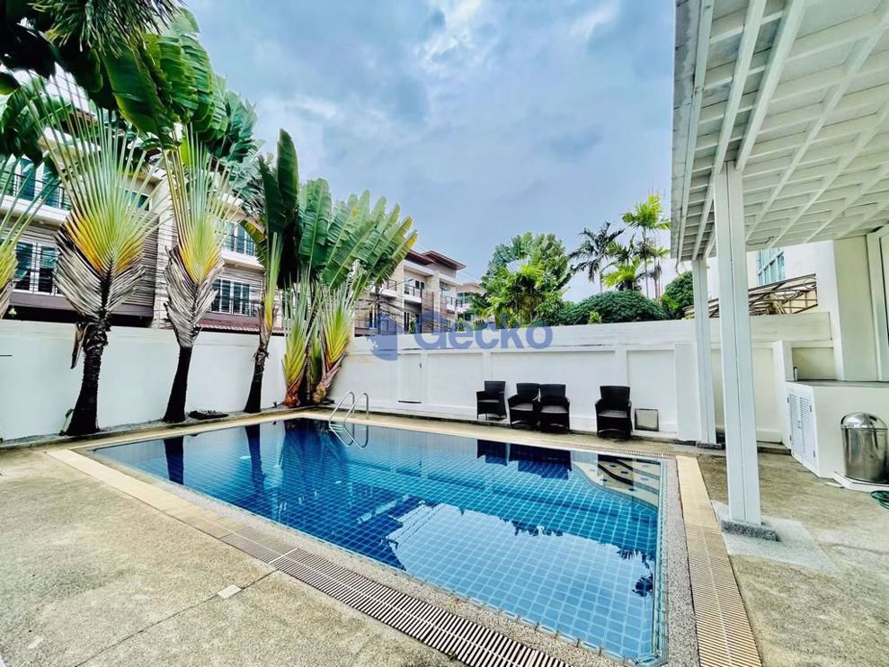 3 Bedrooms House in The Meadows  East Pattaya H011002 (Photo 3)