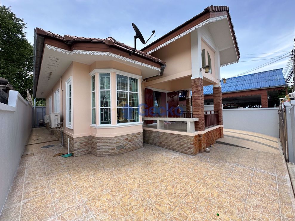 2 Bedrooms House  South Pattaya H003281 (Photo 3)