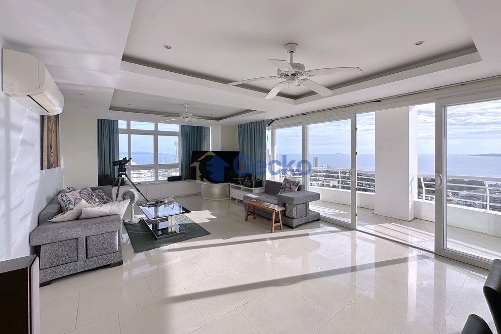 2 ห้องนอน คอนโดมิเนี่ยม in Pattaya Hill Resort พระตำหนัก C011019 (Photo 4)