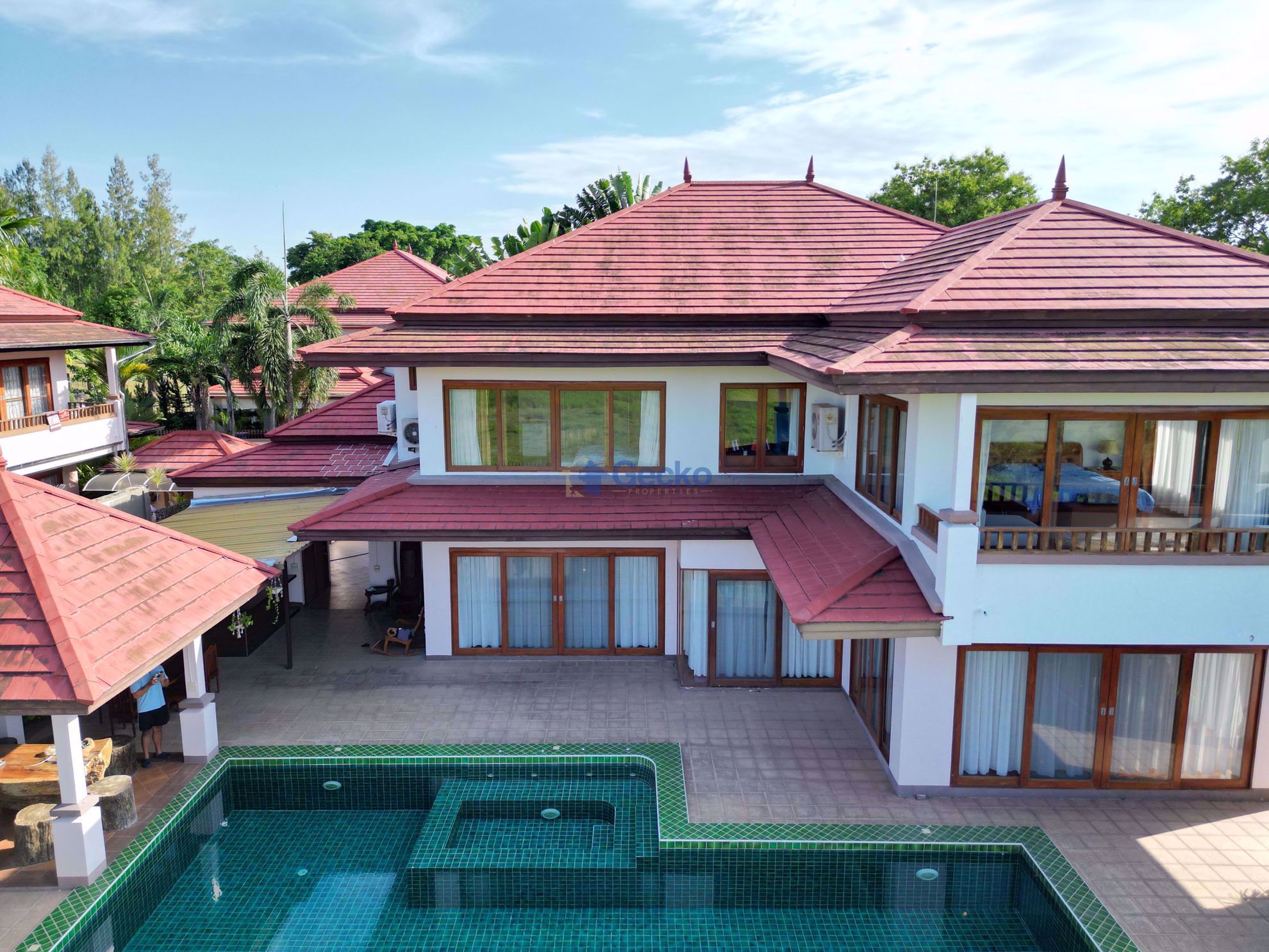 5 ห้องนอน บ้าน in  ฟีนิกซ์ กอล์ฟ คอร์ส  ห้วยใหญ่ H011021