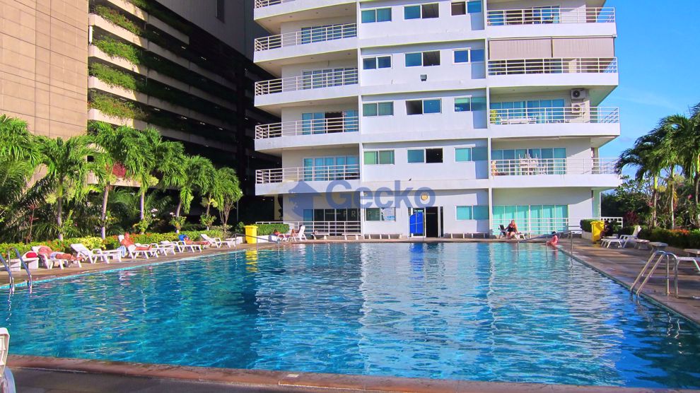 Studio Condo in View Talay 6 Central Pattaya C011028 (Photo 1)