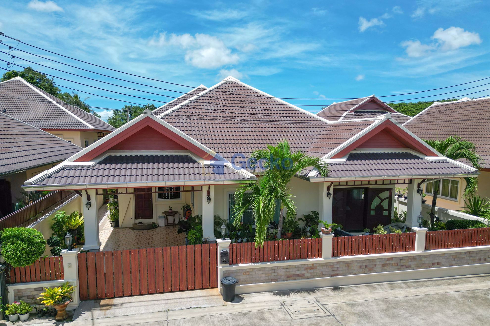 3 Bedrooms House in Rose Land & House  East Pattaya H006069