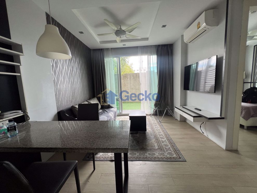 1 Bedroom Condo in Maxx City Condotel Central Pattaya C011036 (Photo 2)