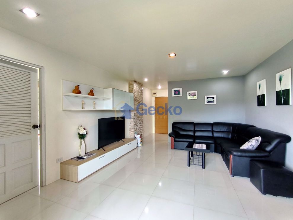 1 Bedroom Condo in AD Condo Wongamat C009818 (Photo 1)
