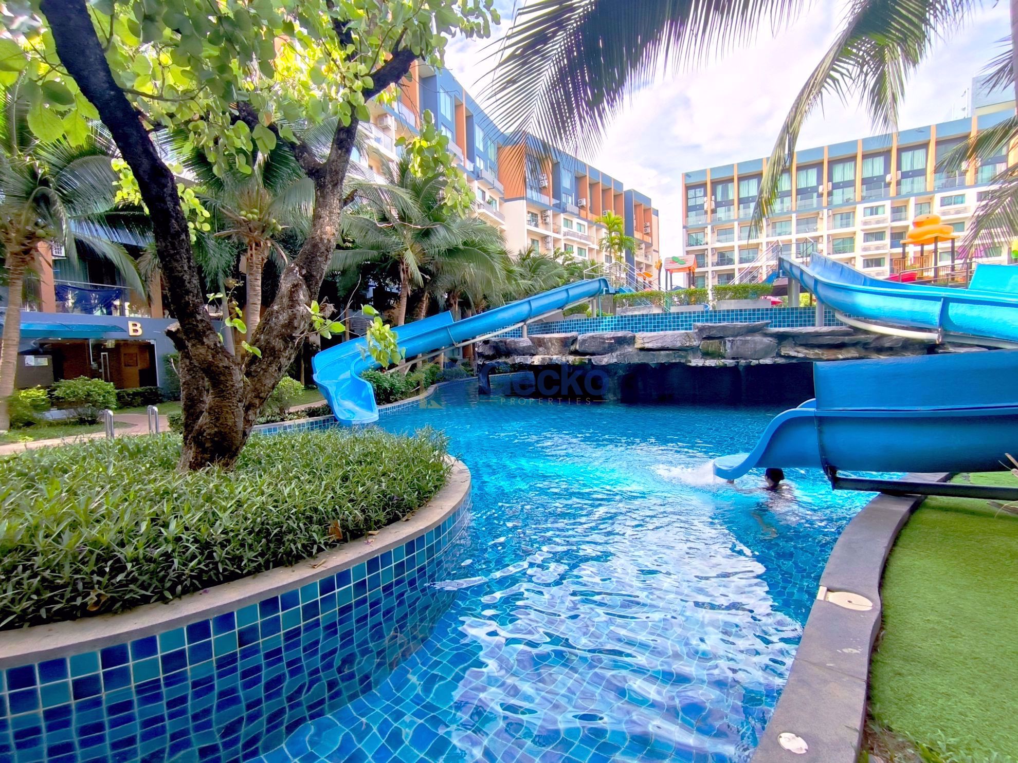 2 Bedrooms Condo in Laguna Beach Resort 2 Jomtien C011047