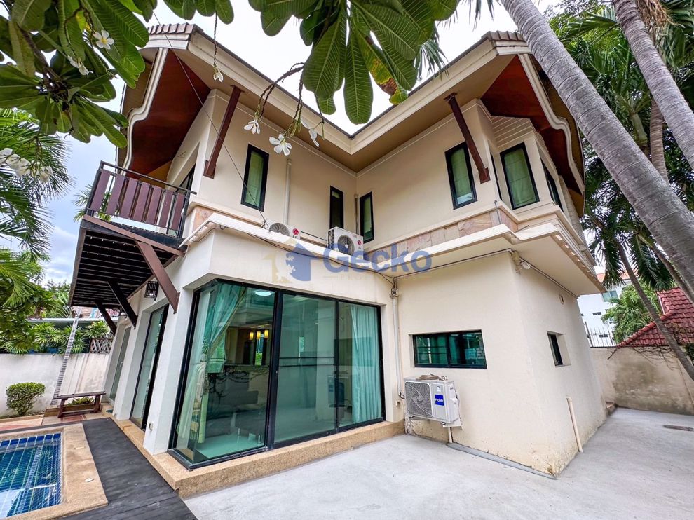 3 Bedrooms House in Baan Natcha  Central Pattaya H011057 (Photo 2)